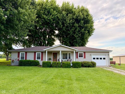 2270 W 840 S, Covington, IN, 47932-8030 | Card Image