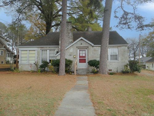 469 S Central Ave, Batesville, AR, 72501-6837 | Card Image