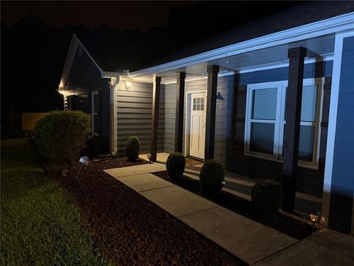 1682 Greyleaf Ln, Dacula, GA, 30019-2560 | Card Image