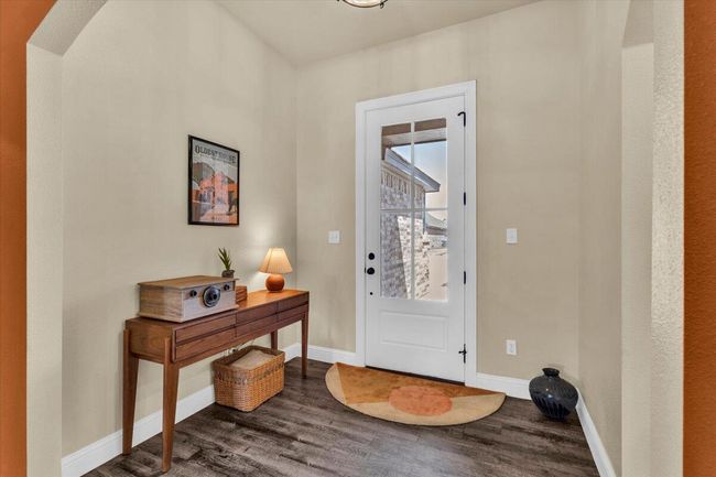 6803 52 Nd St, House other with 3 bedrooms, 2 bathrooms and null parking in Lubbock TX | Image 6