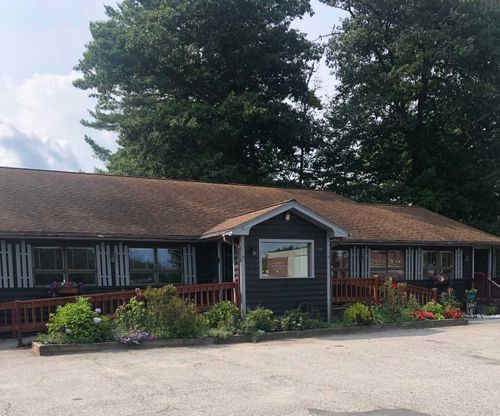 202 Central St, Woodsville, NH, 03785-1328 | Card Image