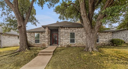 5221 Wood Creek Ln, Garland, TX, 75044-4941 | Card Image