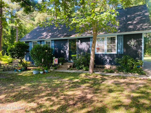 744 Mrs Tates Road, Whiteville, NC, 28472 | Card Image