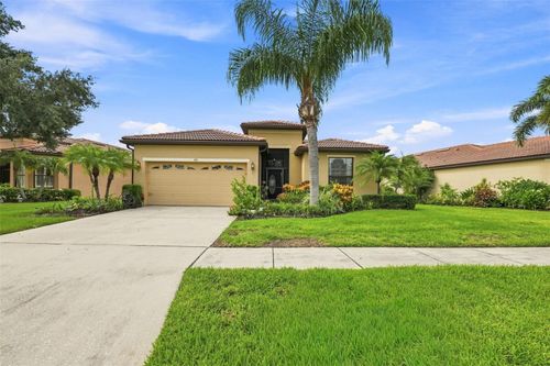 216 Silver Falls Dr, APOLLO BEACH, FL, 33572-3121 | Card Image
