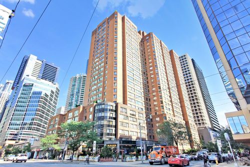 411-633 Bay St, Toronto, ON, M5G2G4 | Card Image