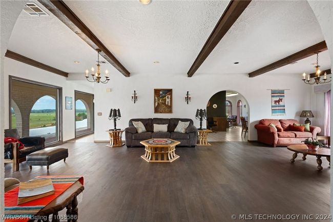 40079 E County Road 1315, House other with 3 bedrooms, 4 bathrooms and null parking in McCurtain OK | Image 9