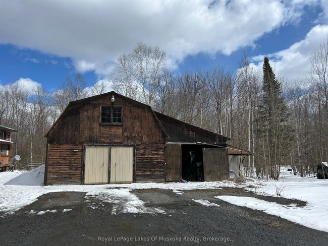 1807 Old Muskoka Rd, House other with 3 bedrooms, 3 bathrooms and 4 parking in Utterson ON | Image 21