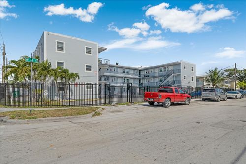 apt-24-1281 Nw 61st St, Miami, FL, 33142-8247 | Card Image
