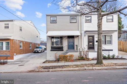 424 53rd St Se, WASHINGTON, DC, 20019-6105 | Card Image