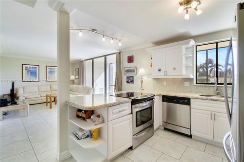 apt-106-1605 S Us Highway 1, Jupiter, FL, 33477-8402 | Card Image