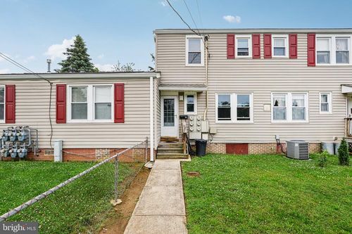 40 Barker Ave, Eatontown, NJ, 07724-2903 | Card Image