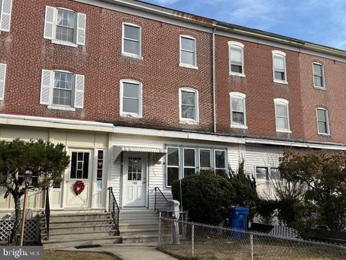 132 4th Ave, ROEBLING, NJ, 08554-1010 | Card Image