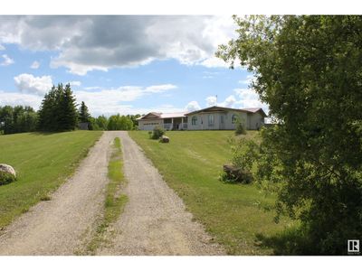 50220 Range Road 202, House other with 3 bedrooms, 2 bathrooms and null parking in Beaver County AB | Image 1