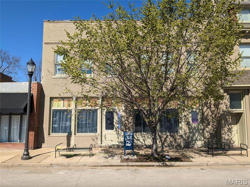 7413 S Broadway, Saint Louis, MO, 63111-3406 | Card Image