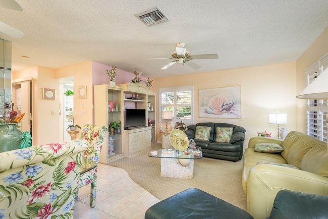 1712 - 1712 Hammock Pine Blvd, Condo with 1 bedrooms, 2 bathrooms and null parking in CLEARWATER FL | Image 6