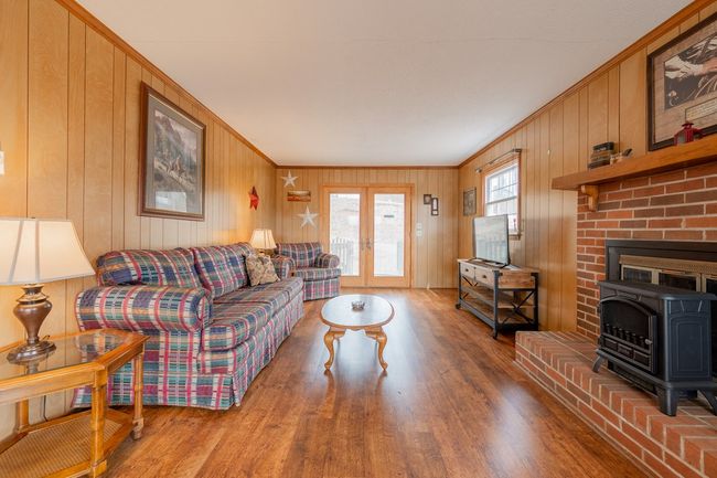 913 Kanawha Ridge Rd, House other with 3 bedrooms, 2 bathrooms and null parking in Dugspur VA | Image 7