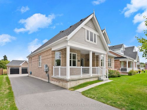 213 Mary St, Creemore, ON, L0M1G0 | Card Image