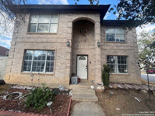 12601 River Bend Cir, Laredo, TX, 78045-4123 | Card Image