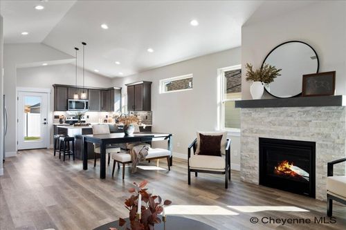 4001 Saddleback Ln, Cheyenne, WY, 82001-9136 | Card Image