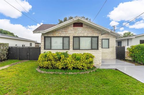 efficiency-5790 Sw 5th St, Miami, FL, 33144-3902 | Card Image