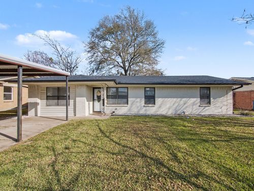 1425 Crestview Drive, Kaufman, TX, 75142 | Card Image