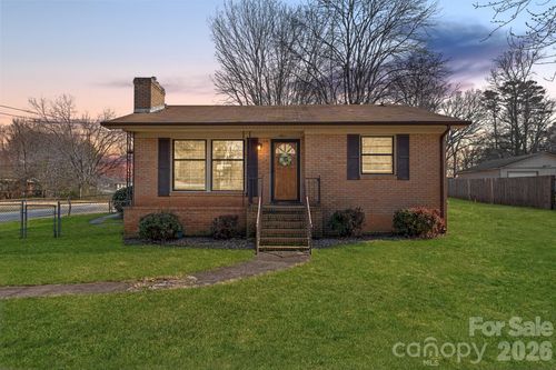 1301 Lane Rd, Mount Holly, NC, 28120-9031 | Card Image