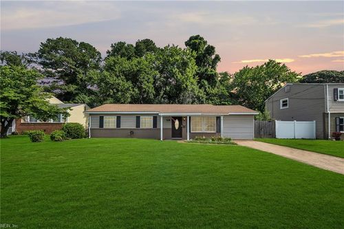 13 Marldale Dr, Hampton, VA, 23666-1714 | Card Image