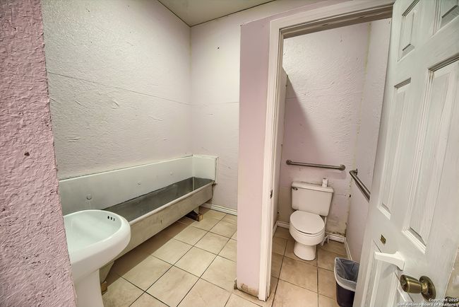 19015 K St, Home with 0 bedrooms, 0 bathrooms and null parking in Somerset TX | Image 11