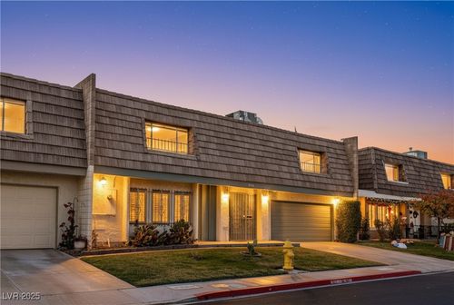 3543 Haverhill St, Las Vegas, NV, 89121-3719 | Card Image