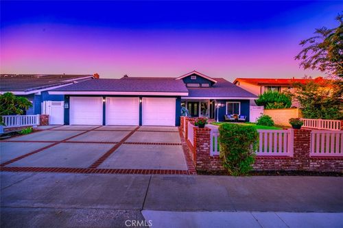 1828 Kinglet Ct, Costa Mesa, CA, 92626-4840 | Card Image
