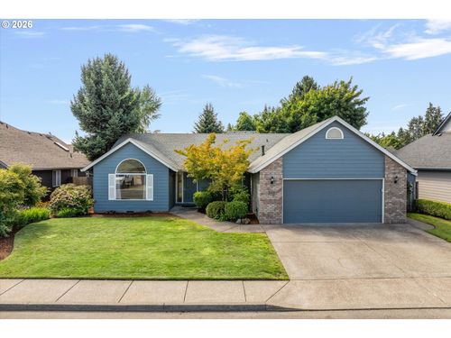 317 Se 9th Ave, Canby, OR, 97013-7744 | Card Image