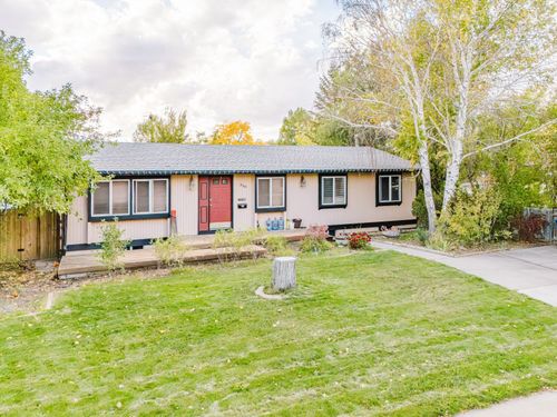 350 W Fir St, Elko, NV, 89801-2931 | Card Image