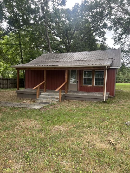 502 E Monroe St, Tullahoma, TN, 37388-3936 | Card Image