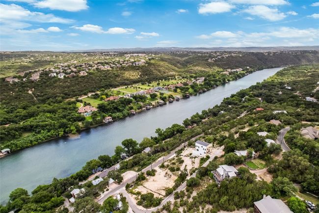 2404 Big Horn Dr, House other with 4 bedrooms, 4 bathrooms and 4 parking in Austin TX | Image 13