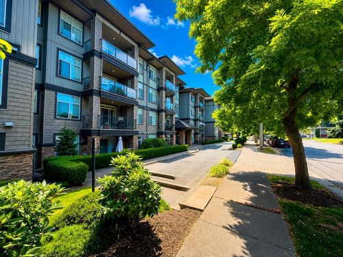 308-2068 Sandalwood Crescent, Abbotsford, BC, V2S3H6 | Card Image