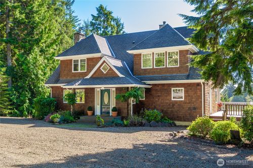 24 Broadway Hl, Hoquiam, WA, 98550-9726 | Card Image