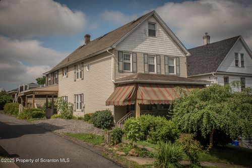840 Orchard St, Scranton, PA, 18505-3096 | Card Image