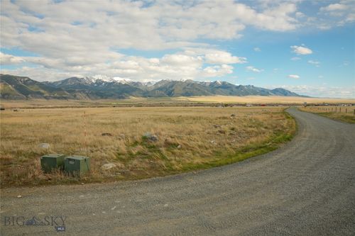 24 Jackrabbit Ln, Whitehall, MT, 59759 | Card Image