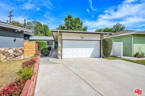 12243 Kling St, Valley Village, CA, 91607-3803 | Card Image