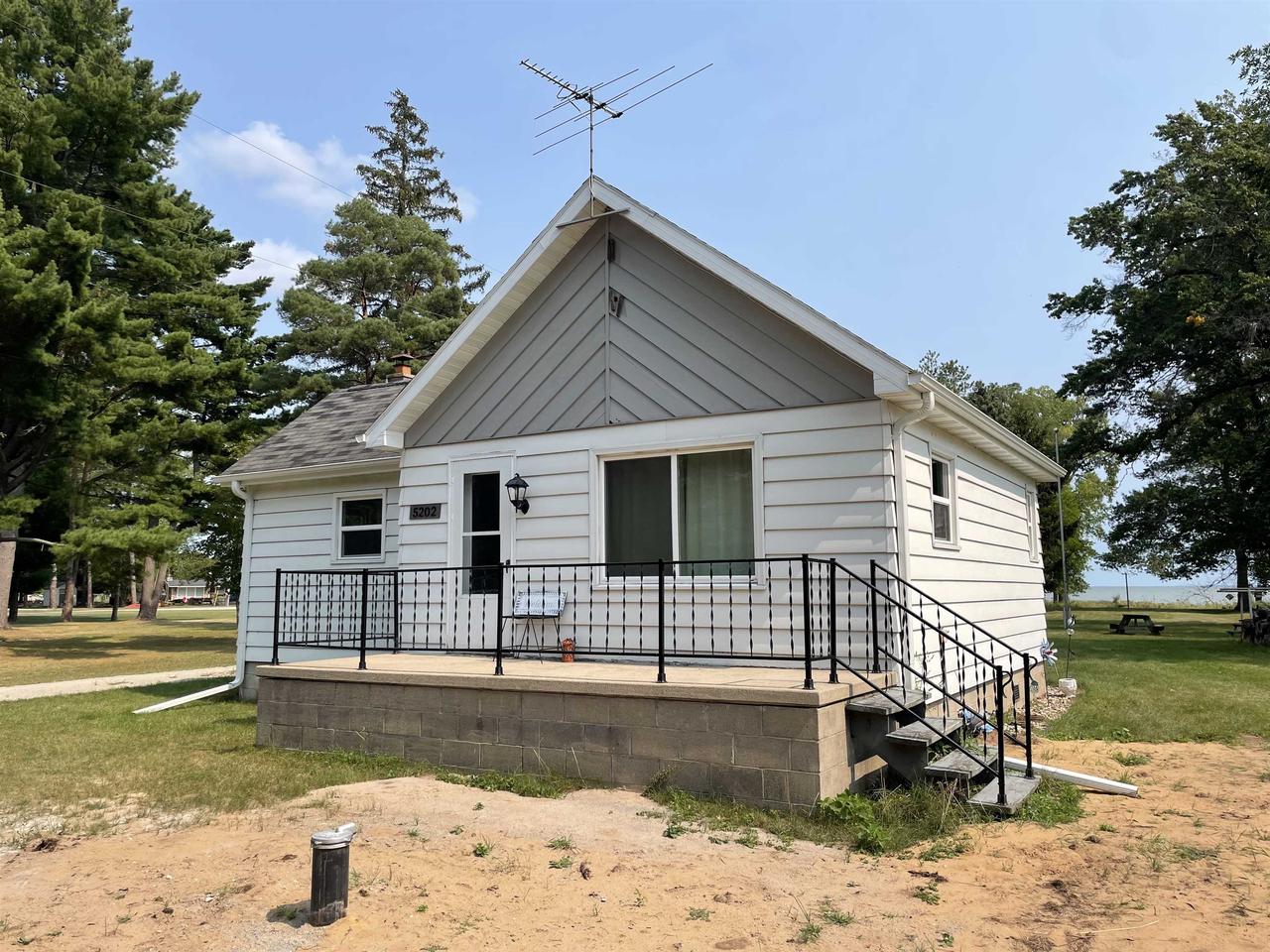 County Rd, Oconto, WI 54153