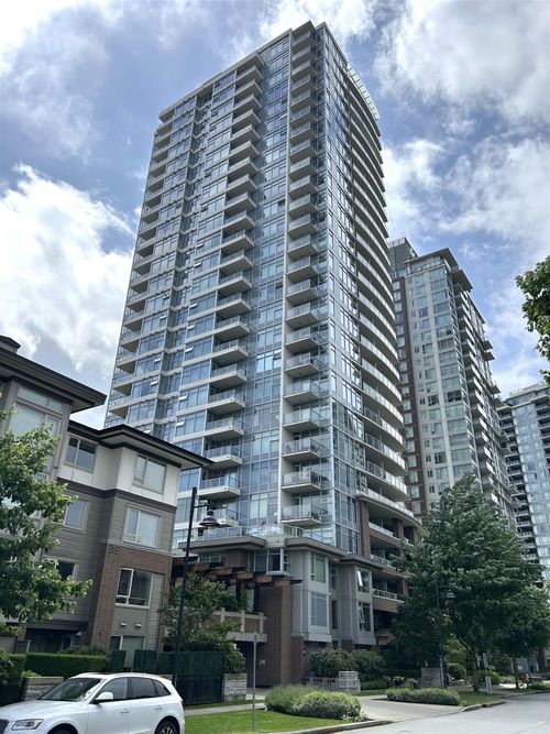 307-3102 Windsor Gate, Coquitlam, BC, V3B0J3 | Card Image
