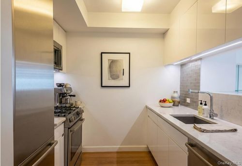 12f-13835 39th Ave, Flushing, NY, 11354 | Card Image