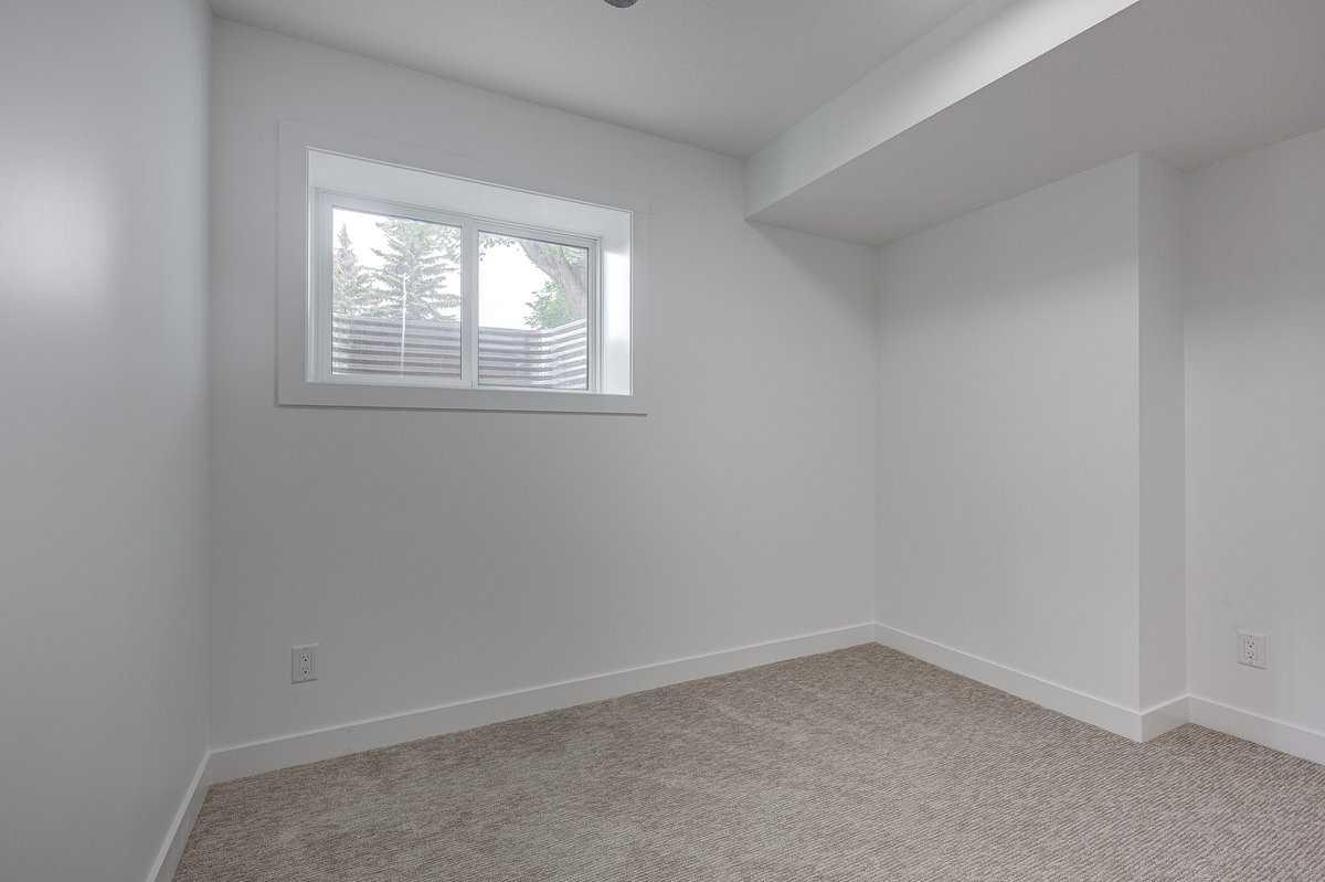 Residential in Lacombe 5