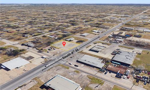 2555 S 4th St, Beaumont, TX, 77701-6611 | Card Image
