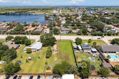10319 Stewart Rd, Galveston, TX, 77554-9239 | Card Image