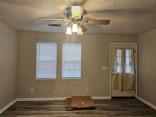 1112 Jet Drive, Midwest City, OK, 73110 | Card Image