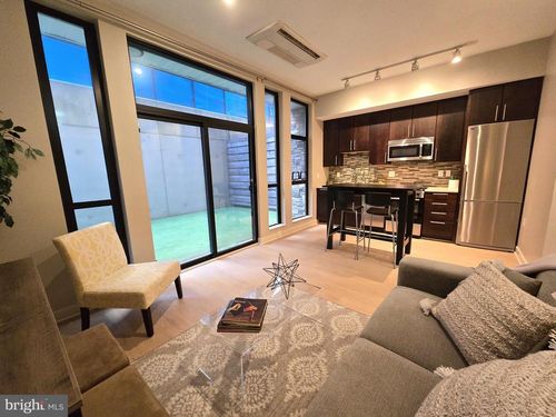 unit-6-1320 Fenwick Ln, SILVER SPRING, MD, 20910-3853 | Card Image