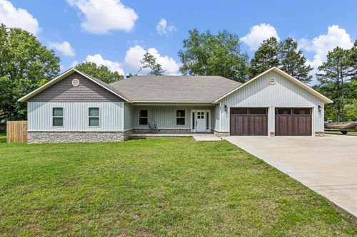 87 Randall Cir, Russellville, AR, 72802-8059 | Card Image