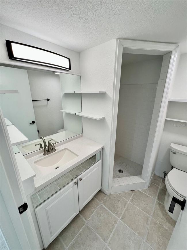 B101 - 146 Boundary Blvd, Condo with 2 bedrooms, 2 bathrooms and null parking in Rotonda West FL | Image 14
