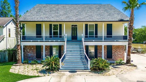 13152 Bayou Terrace Dr, Saint Amant, LA, 70774-3820 | Card Image